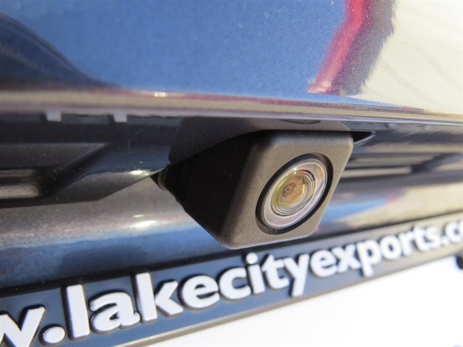 Used Subaru Legacy 2.5i Limited AWD 4dr Sedan 2016 | Lake City Exports Inc. Auburn, Maine Used Subaru Legacy 2.5i Limited AWD 4dr Sedan 2016 | Lake City Exports Inc. Auburn, Maine