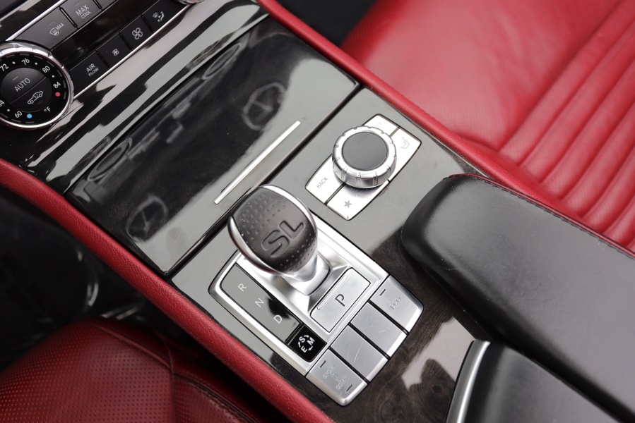 2013 Mercedes-Benz SL-Class 2dr Roadster SL550, available for sale in North Salem, New York | Meccanic Shop North Inc. North Salem, New York 2013 Mercedes-Benz SL-Class 2dr Roadster SL550, available for sale in North Salem, New York | Meccanic Shop North Inc. North Salem, New York