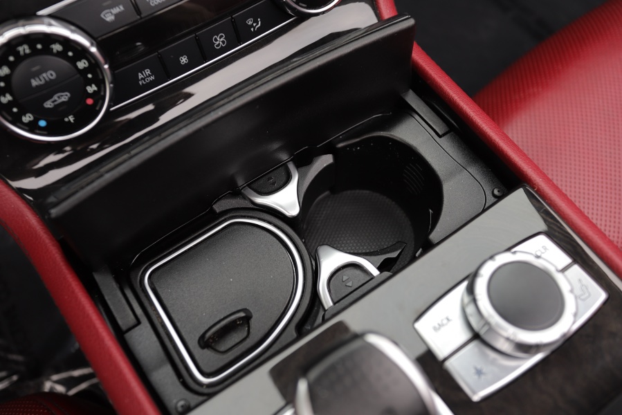 2013 Mercedes-Benz SL-Class 2dr Roadster SL550, available for sale in North Salem, New York | Meccanic Shop North Inc. North Salem, New York 2013 Mercedes-Benz SL-Class 2dr Roadster SL550, available for sale in North Salem, New York | Meccanic Shop North Inc. North Salem, New York