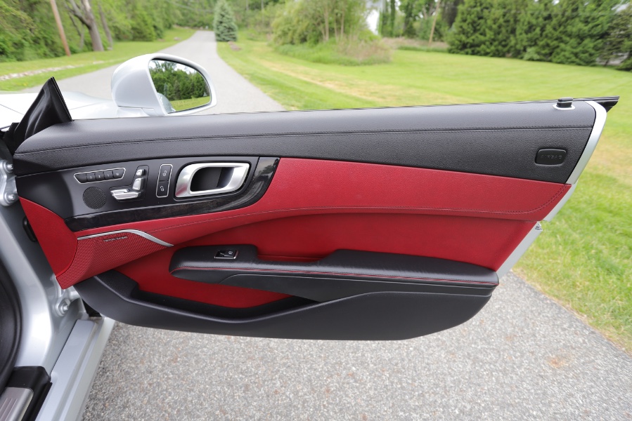 2013 Mercedes-Benz SL-Class 2dr Roadster SL550, available for sale in North Salem, New York | Meccanic Shop North Inc. North Salem, New York 2013 Mercedes-Benz SL-Class 2dr Roadster SL550, available for sale in North Salem, New York | Meccanic Shop North Inc. North Salem, New York