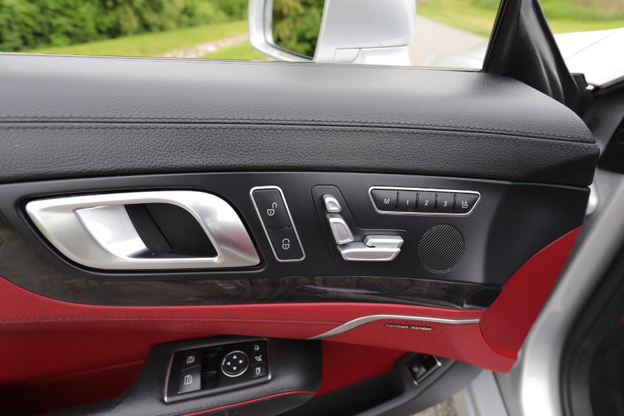 2013 Mercedes-Benz SL-Class 2dr Roadster SL550, available for sale in North Salem, New York | Meccanic Shop North Inc. North Salem, New York 2013 Mercedes-Benz SL-Class 2dr Roadster SL550, available for sale in North Salem, New York | Meccanic Shop North Inc. North Salem, New York