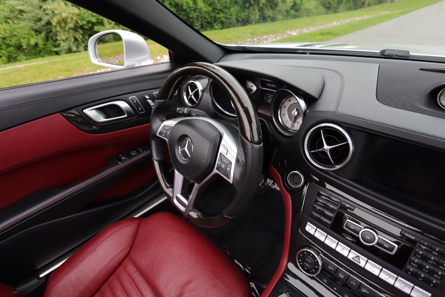 2013 Mercedes-Benz SL-Class 2dr Roadster SL550, available for sale in North Salem, New York | Meccanic Shop North Inc. North Salem, New York 2013 Mercedes-Benz SL-Class 2dr Roadster SL550, available for sale in North Salem, New York | Meccanic Shop North Inc. North Salem, New York