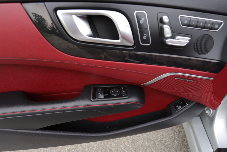 2013 Mercedes-Benz SL-Class 2dr Roadster SL550, available for sale in North Salem, New York | Meccanic Shop North Inc. North Salem, New York 2013 Mercedes-Benz SL-Class 2dr Roadster SL550, available for sale in North Salem, New York | Meccanic Shop North Inc. North Salem, New York