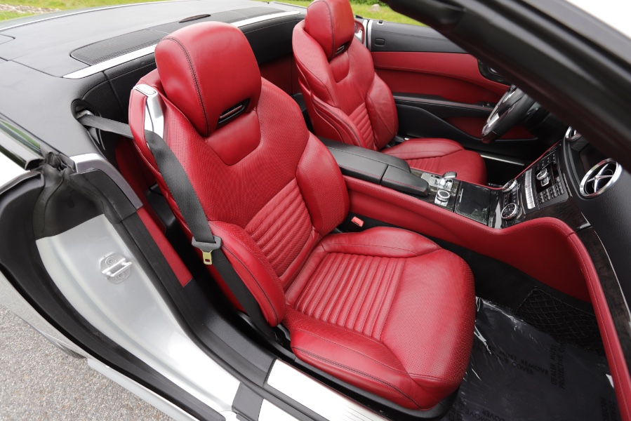 2013 Mercedes-Benz SL-Class 2dr Roadster SL550, available for sale in North Salem, New York | Meccanic Shop North Inc. North Salem, New York 2013 Mercedes-Benz SL-Class 2dr Roadster SL550, available for sale in North Salem, New York | Meccanic Shop North Inc. North Salem, New York