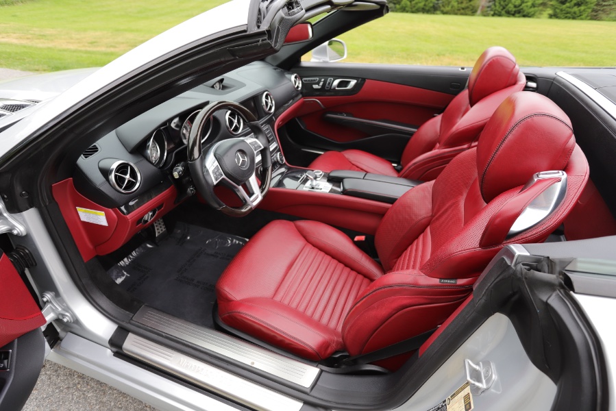2013 Mercedes-Benz SL-Class 2dr Roadster SL550, available for sale in North Salem, New York | Meccanic Shop North Inc. North Salem, New York 2013 Mercedes-Benz SL-Class 2dr Roadster SL550, available for sale in North Salem, New York | Meccanic Shop North Inc. North Salem, New York