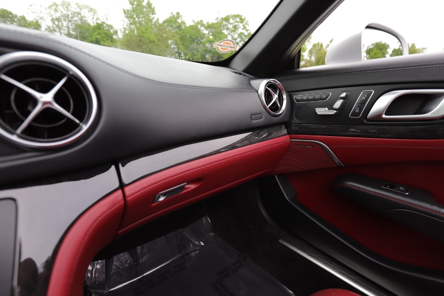 2013 Mercedes-Benz SL-Class 2dr Roadster SL550, available for sale in North Salem, New York | Meccanic Shop North Inc. North Salem, New York 2013 Mercedes-Benz SL-Class 2dr Roadster SL550, available for sale in North Salem, New York | Meccanic Shop North Inc. North Salem, New York