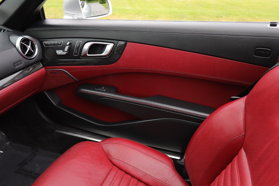 2013 Mercedes-Benz SL-Class 2dr Roadster SL550, available for sale in North Salem, New York | Meccanic Shop North Inc. North Salem, New York 2013 Mercedes-Benz SL-Class 2dr Roadster SL550, available for sale in North Salem, New York | Meccanic Shop North Inc. North Salem, New York