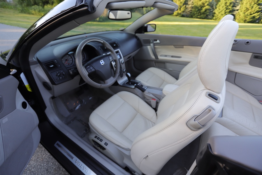 2006 Volvo C70 2.5L Turbo Auto, available for sale in North Salem, New York | Meccanic Shop North Inc. North Salem, New York 2006 Volvo C70 2.5L Turbo Auto, available for sale in North Salem, New York | Meccanic Shop North Inc. North Salem, New York