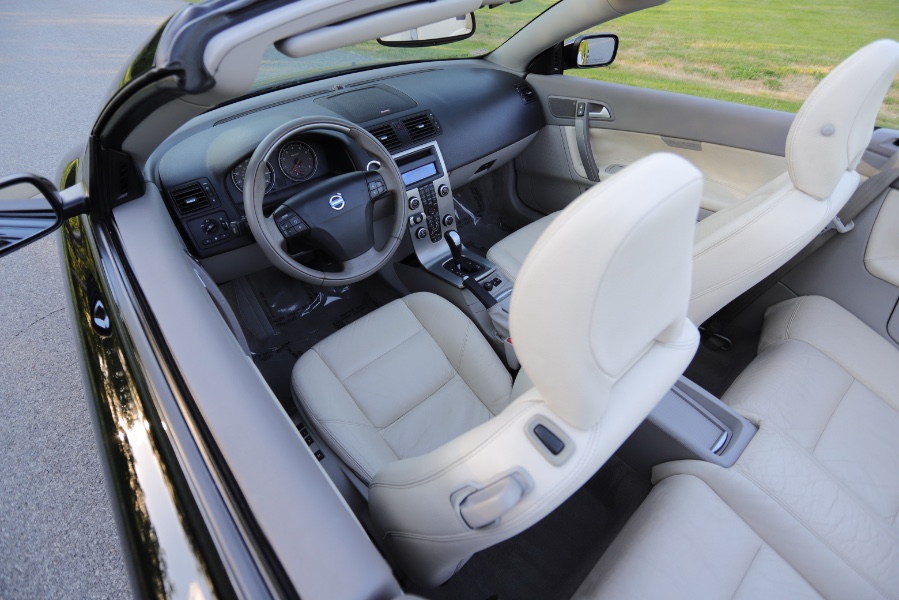 2006 Volvo C70 2.5L Turbo Auto, available for sale in North Salem, New York | Meccanic Shop North Inc. North Salem, New York 2006 Volvo C70 2.5L Turbo Auto, available for sale in North Salem, New York | Meccanic Shop North Inc. North Salem, New York