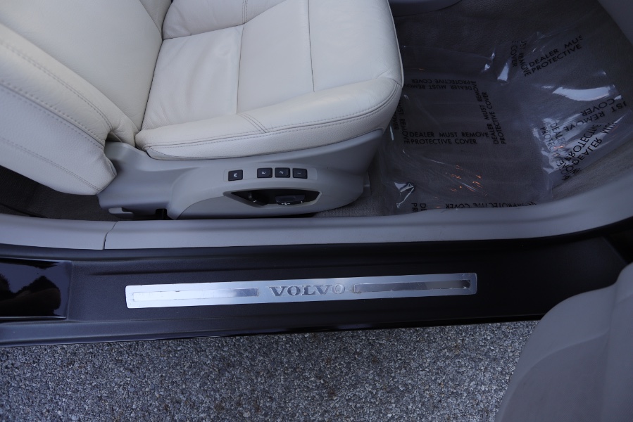 2006 Volvo C70 2.5L Turbo Auto, available for sale in North Salem, New York | Meccanic Shop North Inc. North Salem, New York 2006 Volvo C70 2.5L Turbo Auto, available for sale in North Salem, New York | Meccanic Shop North Inc. North Salem, New York