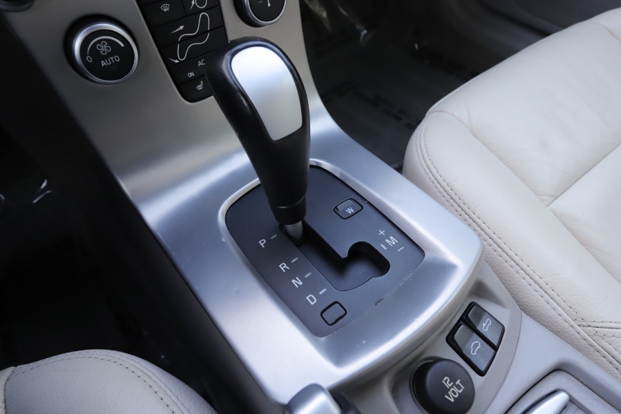 2006 Volvo C70 2.5L Turbo Auto, available for sale in North Salem, New York | Meccanic Shop North Inc. North Salem, New York 2006 Volvo C70 2.5L Turbo Auto, available for sale in North Salem, New York | Meccanic Shop North Inc. North Salem, New York