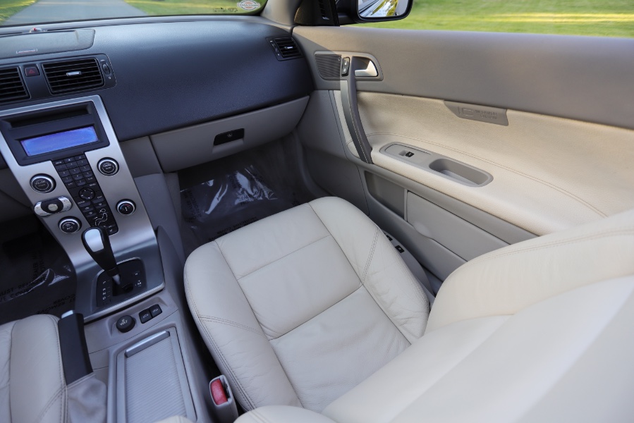2006 Volvo C70 2.5L Turbo Auto, available for sale in North Salem, New York | Meccanic Shop North Inc. North Salem, New York 2006 Volvo C70 2.5L Turbo Auto, available for sale in North Salem, New York | Meccanic Shop North Inc. North Salem, New York