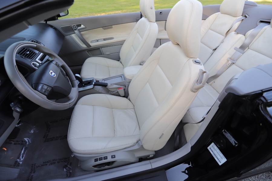 2006 Volvo C70 2.5L Turbo Auto, available for sale in North Salem, New York | Meccanic Shop North Inc. North Salem, New York 2006 Volvo C70 2.5L Turbo Auto, available for sale in North Salem, New York | Meccanic Shop North Inc. North Salem, New York