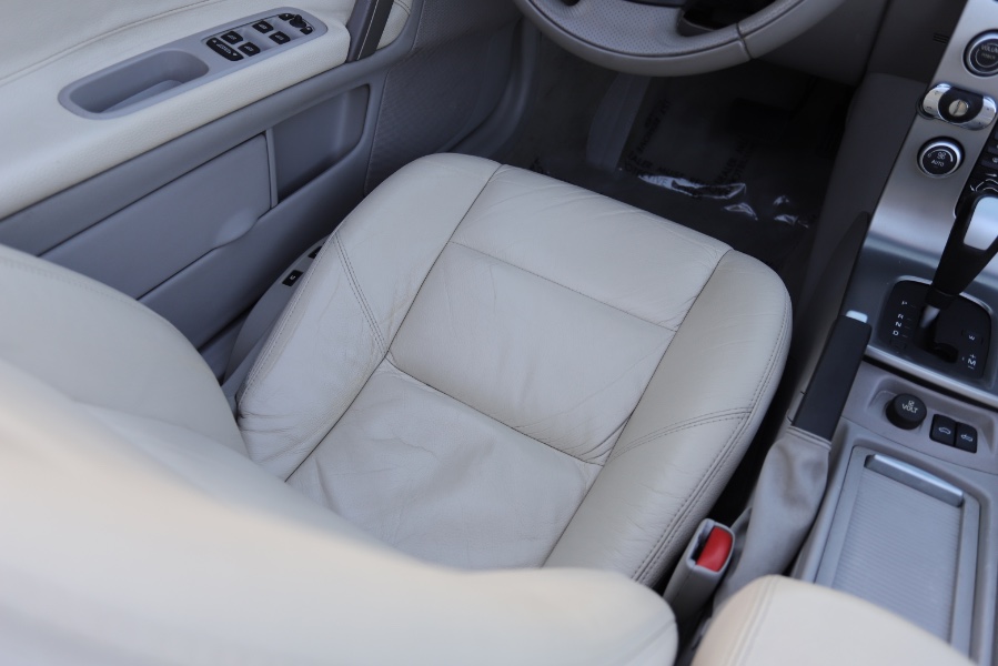 2006 Volvo C70 2.5L Turbo Auto, available for sale in North Salem, New York | Meccanic Shop North Inc. North Salem, New York 2006 Volvo C70 2.5L Turbo Auto, available for sale in North Salem, New York | Meccanic Shop North Inc. North Salem, New York