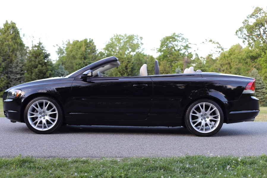 2006 Volvo C70 2.5L Turbo Auto, available for sale in North Salem, New York | Meccanic Shop North Inc. North Salem, New York 2006 Volvo C70 2.5L Turbo Auto, available for sale in North Salem, New York | Meccanic Shop North Inc. North Salem, New York