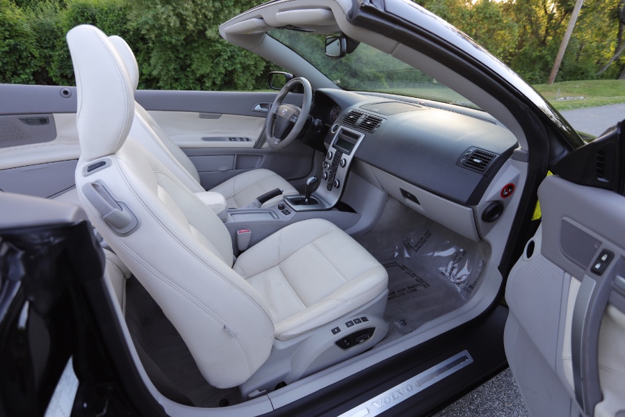 2006 Volvo C70 2.5L Turbo Auto, available for sale in North Salem, New York | Meccanic Shop North Inc. North Salem, New York 2006 Volvo C70 2.5L Turbo Auto, available for sale in North Salem, New York | Meccanic Shop North Inc. North Salem, New York