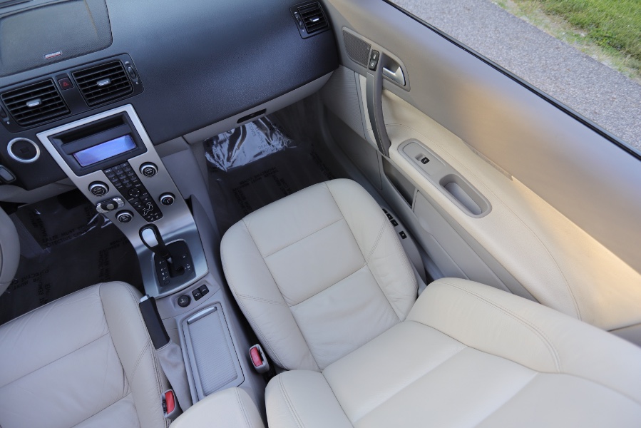 2006 Volvo C70 2.5L Turbo Auto, available for sale in North Salem, New York | Meccanic Shop North Inc. North Salem, New York 2006 Volvo C70 2.5L Turbo Auto, available for sale in North Salem, New York | Meccanic Shop North Inc. North Salem, New York