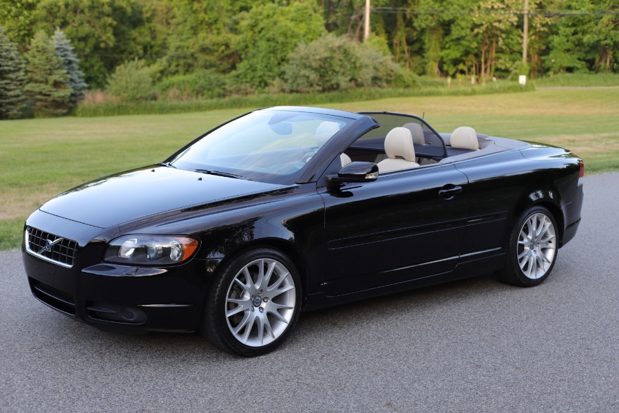 2006 Volvo C70 2.5L Turbo Auto, available for sale in North Salem, New York | Meccanic Shop North Inc. North Salem, New York 2006 Volvo C70 2.5L Turbo Auto, available for sale in North Salem, New York | Meccanic Shop North Inc. North Salem, New York
