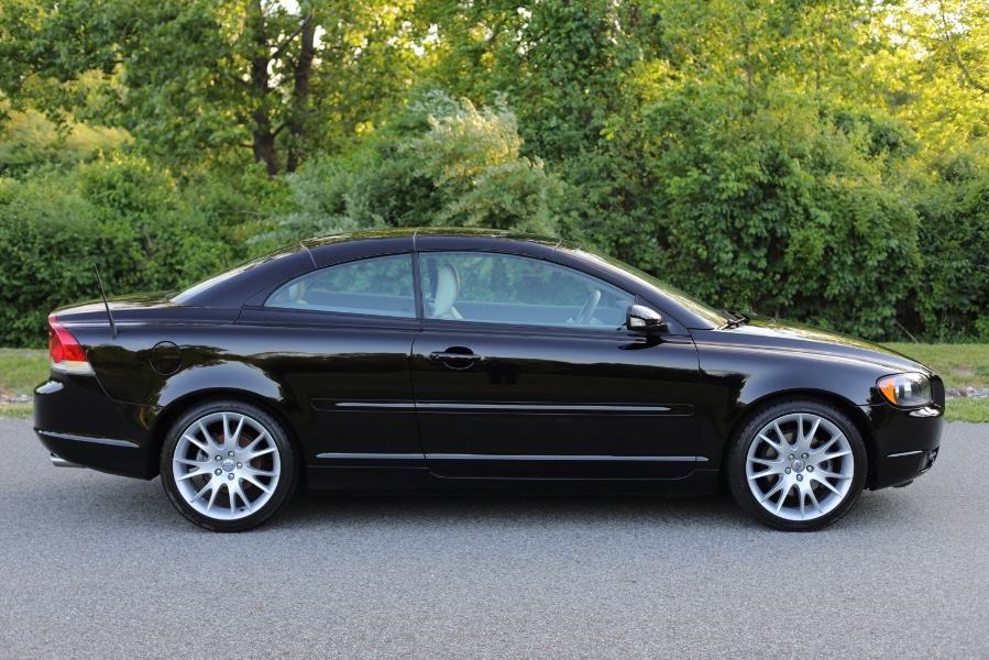 2006 Volvo C70 2.5L Turbo Auto, available for sale in North Salem, New York | Meccanic Shop North Inc. North Salem, New York 2006 Volvo C70 2.5L Turbo Auto, available for sale in North Salem, New York | Meccanic Shop North Inc. North Salem, New York