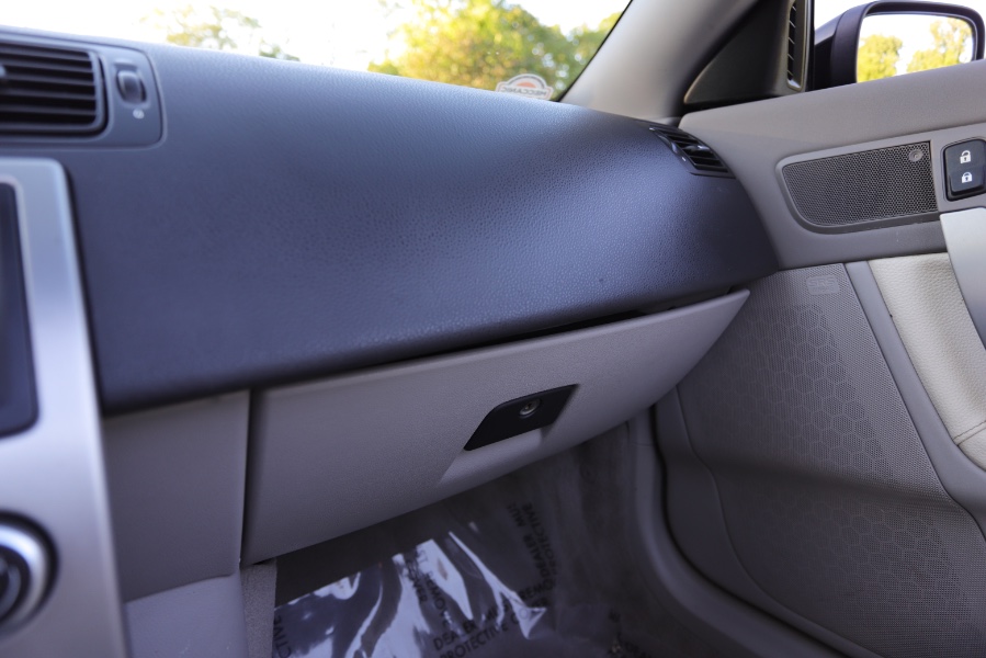 2006 Volvo C70 2.5L Turbo Auto, available for sale in North Salem, New York | Meccanic Shop North Inc. North Salem, New York 2006 Volvo C70 2.5L Turbo Auto, available for sale in North Salem, New York | Meccanic Shop North Inc. North Salem, New York
