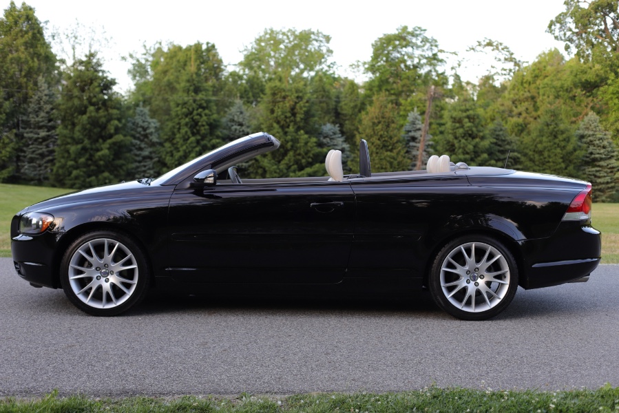 2006 Volvo C70 2.5L Turbo Auto, available for sale in North Salem, New York | Meccanic Shop North Inc. North Salem, New York 2006 Volvo C70 2.5L Turbo Auto, available for sale in North Salem, New York | Meccanic Shop North Inc. North Salem, New York