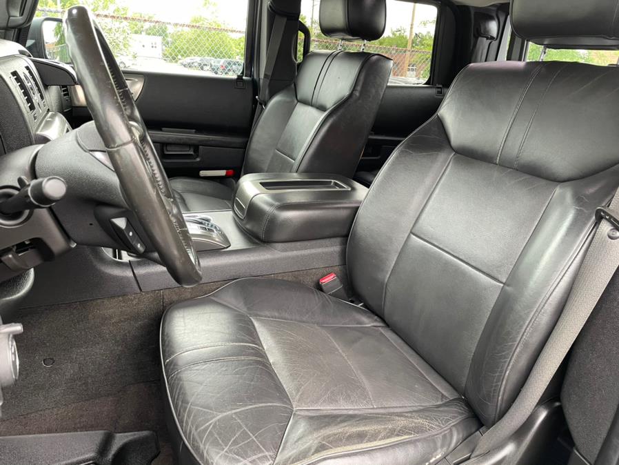 2008 HUMMER H2 4WD 4dr SUT Luxury, available for sale in Milford, Connecticut | Chip's Auto Sales Inc. Milford, Connecticut 2008 HUMMER H2 4WD 4dr SUT Luxury, available for sale in Milford, Connecticut | Chip's Auto Sales Inc. Milford, Connecticut