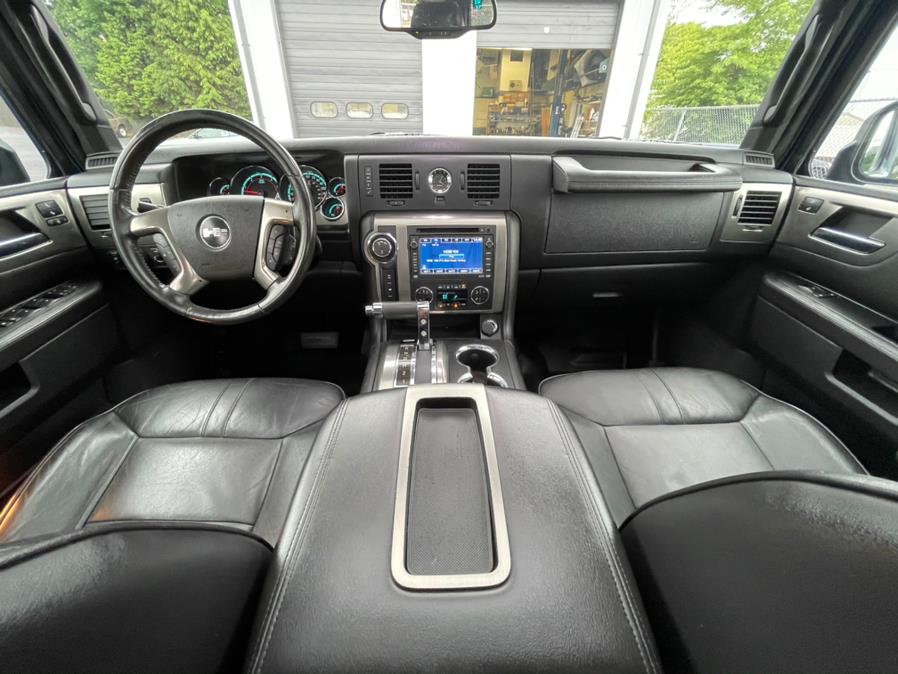 2008 HUMMER H2 4WD 4dr SUT Luxury, available for sale in Milford, Connecticut | Chip's Auto Sales Inc. Milford, Connecticut 2008 HUMMER H2 4WD 4dr SUT Luxury, available for sale in Milford, Connecticut | Chip's Auto Sales Inc. Milford, Connecticut