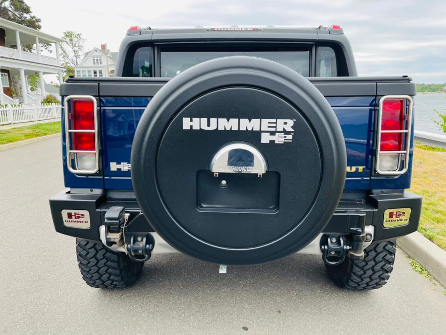 2008 HUMMER H2 4WD 4dr SUT Luxury, available for sale in Milford, Connecticut | Chip's Auto Sales Inc. Milford, Connecticut 2008 HUMMER H2 4WD 4dr SUT Luxury, available for sale in Milford, Connecticut | Chip's Auto Sales Inc. Milford, Connecticut