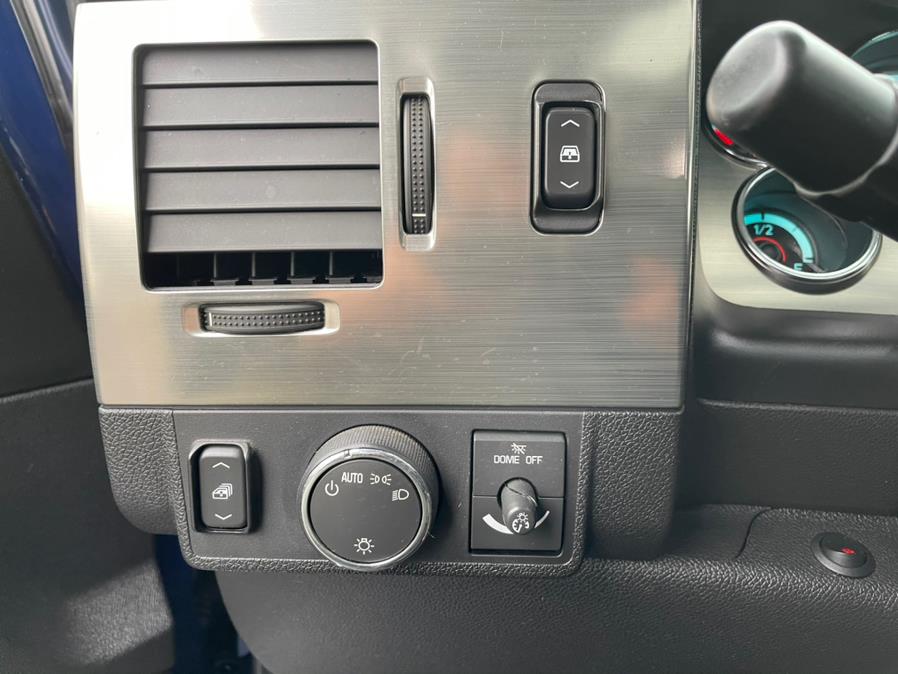 2008 HUMMER H2 4WD 4dr SUT Luxury, available for sale in Milford, Connecticut | Chip's Auto Sales Inc. Milford, Connecticut 2008 HUMMER H2 4WD 4dr SUT Luxury, available for sale in Milford, Connecticut | Chip's Auto Sales Inc. Milford, Connecticut