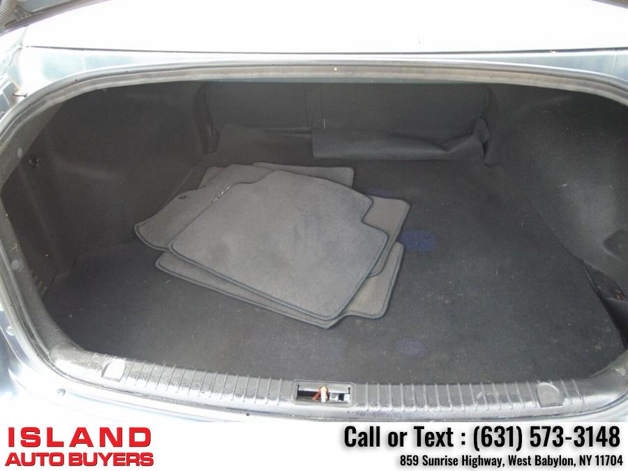 Used Hyundai Sonata GLS 4dr Sedan 5A 2010 | Island Auto Buyers. West Babylon, New York Used Hyundai Sonata GLS 4dr Sedan 5A 2010 | Island Auto Buyers. West Babylon, New York