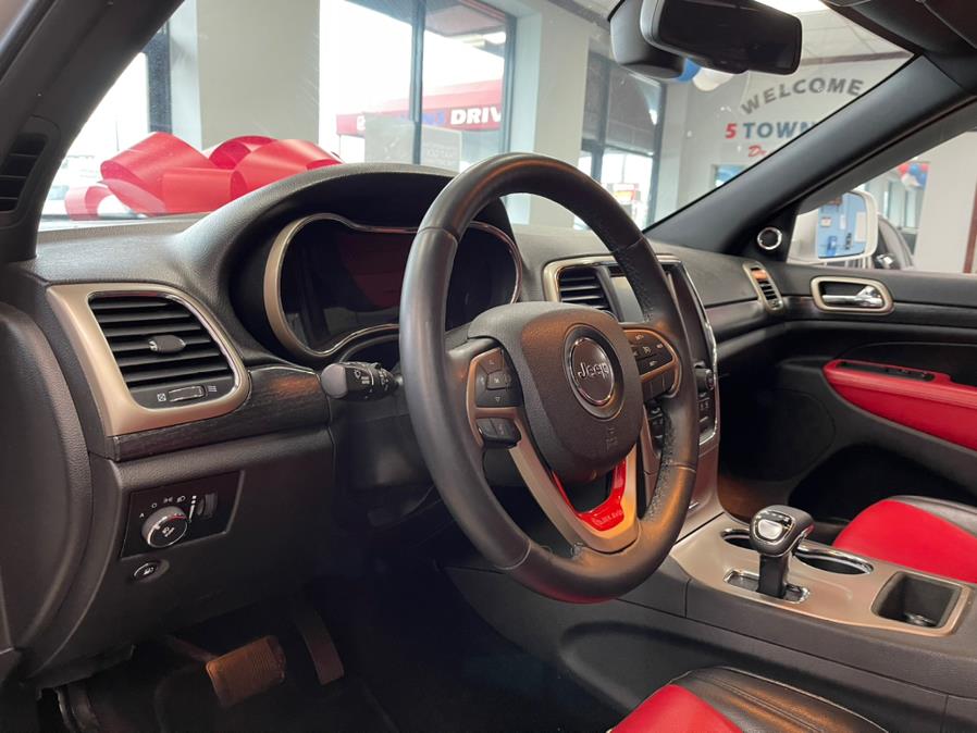 2014 Jeep Grand Cherokee 4WD 4dr Laredo Altitude, available for sale in Inwood, New York | 5 Towns Drive. Inwood, New York 2014 Jeep Grand Cherokee 4WD 4dr Laredo Altitude, available for sale in Inwood, New York | 5 Towns Drive. Inwood, New York