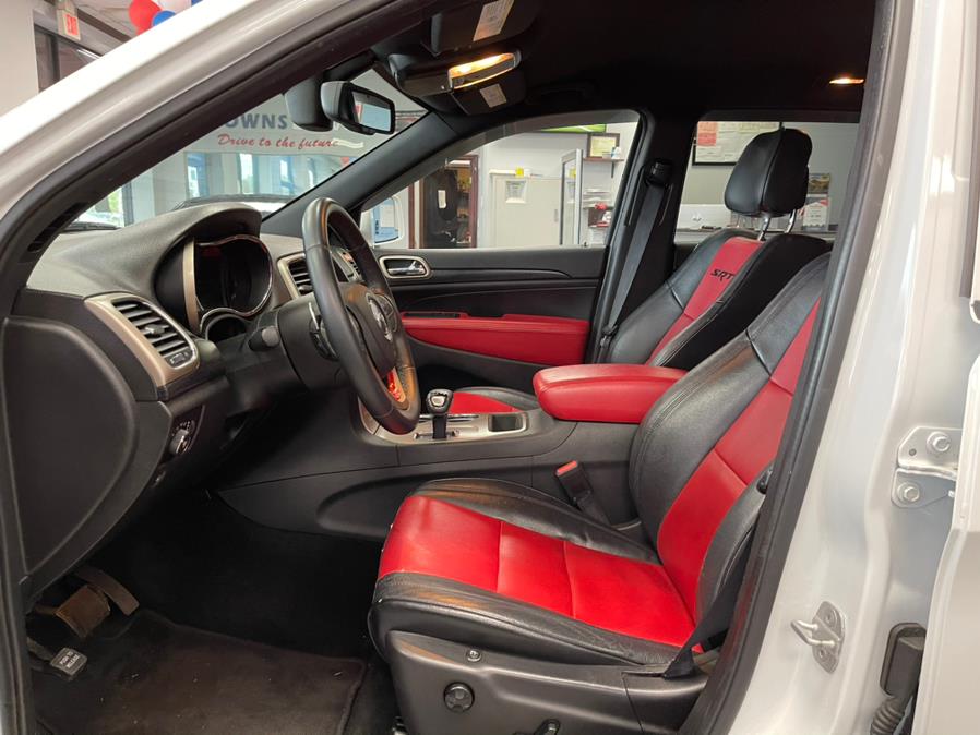 2014 Jeep Grand Cherokee 4WD 4dr Laredo Altitude, available for sale in Inwood, New York | 5 Towns Drive. Inwood, New York 2014 Jeep Grand Cherokee 4WD 4dr Laredo Altitude, available for sale in Inwood, New York | 5 Towns Drive. Inwood, New York
