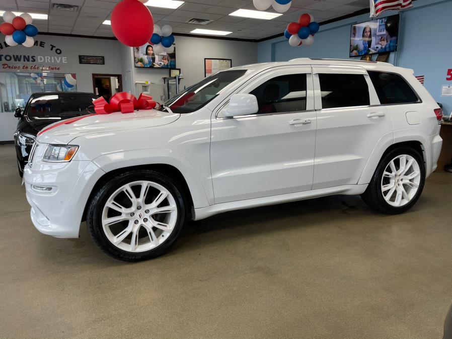 2014 Jeep Grand Cherokee 4WD 4dr Laredo Altitude, available for sale in Inwood, New York | 5 Towns Drive. Inwood, New York 2014 Jeep Grand Cherokee 4WD 4dr Laredo Altitude, available for sale in Inwood, New York | 5 Towns Drive. Inwood, New York
