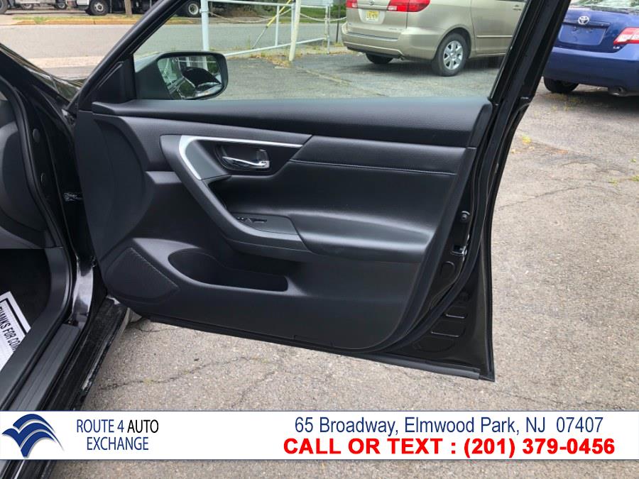 Used Nissan Altima 2.5 SR Sedan 2018 | Route 4 Auto Exchange. Elmwood Park, New Jersey Used Nissan Altima 2.5 SR Sedan 2018 | Route 4 Auto Exchange. Elmwood Park, New Jersey