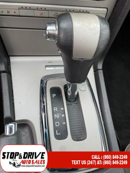 2009 Lincoln MKZ 4dr Sdn AWD, available for sale in East Windsor, Connecticut | Stop & Drive Auto Sales. East Windsor, Connecticut 2009 Lincoln MKZ 4dr Sdn AWD, available for sale in East Windsor, Connecticut | Stop & Drive Auto Sales. East Windsor, Connecticut