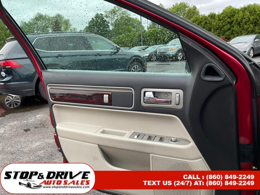 2009 Lincoln MKZ 4dr Sdn AWD, available for sale in East Windsor, Connecticut | Stop & Drive Auto Sales. East Windsor, Connecticut 2009 Lincoln MKZ 4dr Sdn AWD, available for sale in East Windsor, Connecticut | Stop & Drive Auto Sales. East Windsor, Connecticut