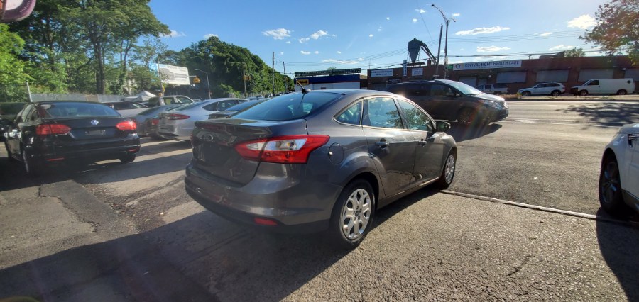 Used Ford Focus 4dr Sdn SE 2012 | Rubber Bros Auto World. Brooklyn, New York Used Ford Focus 4dr Sdn SE 2012 | Rubber Bros Auto World. Brooklyn, New York