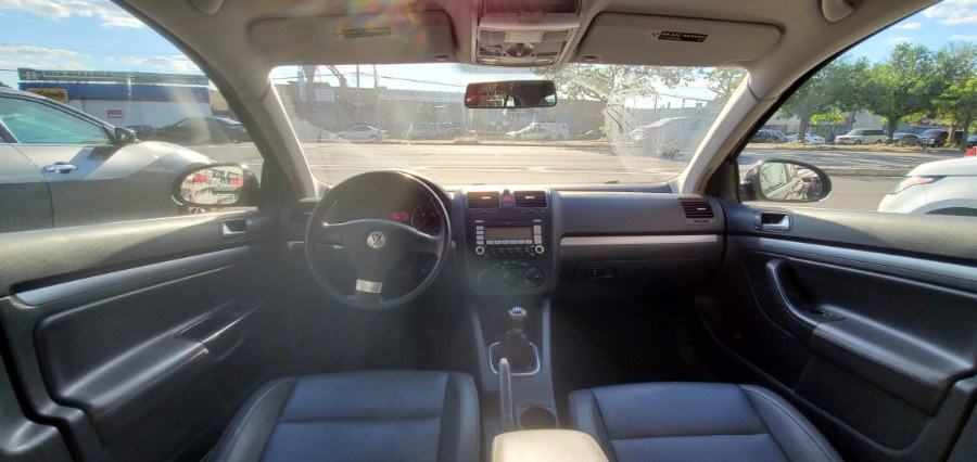 Used Volkswagen Jetta Sedan 4dr Auto SE 2008 | Rubber Bros Auto World. Brooklyn, New York Used Volkswagen Jetta Sedan 4dr Auto SE 2008 | Rubber Bros Auto World. Brooklyn, New York