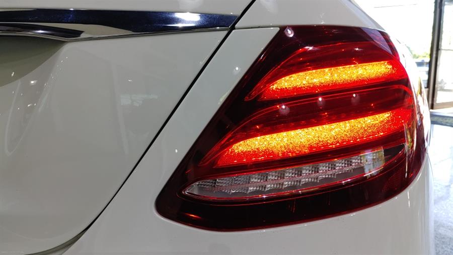 Used Mercedes-Benz E-Class E 300 RWD Sedan 2018 | Dream Car Gallery. Woodbury, New York Used Mercedes-Benz E-Class E 300 RWD Sedan 2018 | Dream Car Gallery. Woodbury, New York