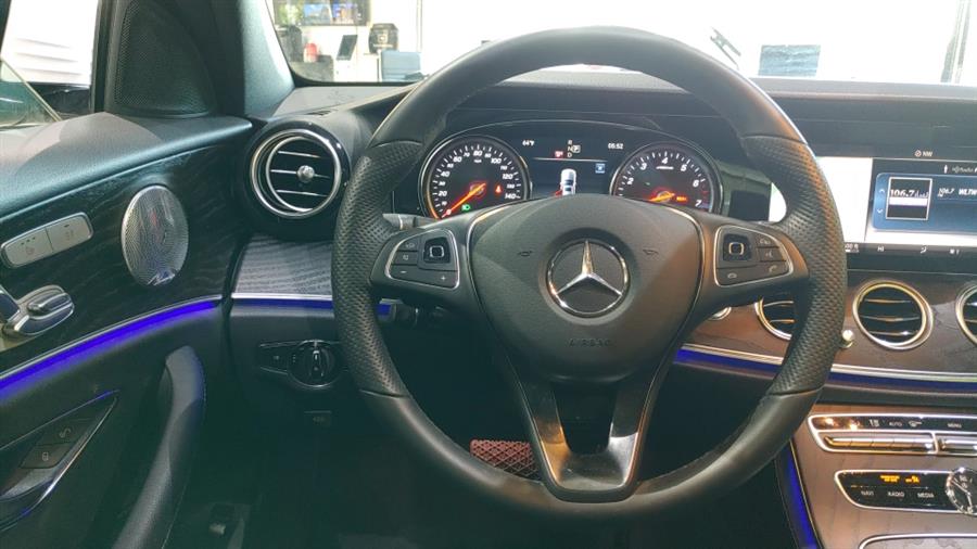 Used Mercedes-Benz E-Class E 300 RWD Sedan 2018 | Dream Car Gallery. Woodbury, New York Used Mercedes-Benz E-Class E 300 RWD Sedan 2018 | Dream Car Gallery. Woodbury, New York