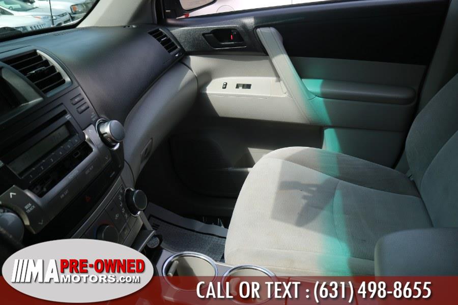 2012 Toyota Highlander 4WD 4dr V6 (Natl), available for sale in Huntington Station, New York | M & A Motors. Huntington Station, New York 2012 Toyota Highlander 4WD 4dr V6 (Natl), available for sale in Huntington Station, New York | M & A Motors. Huntington Station, New York