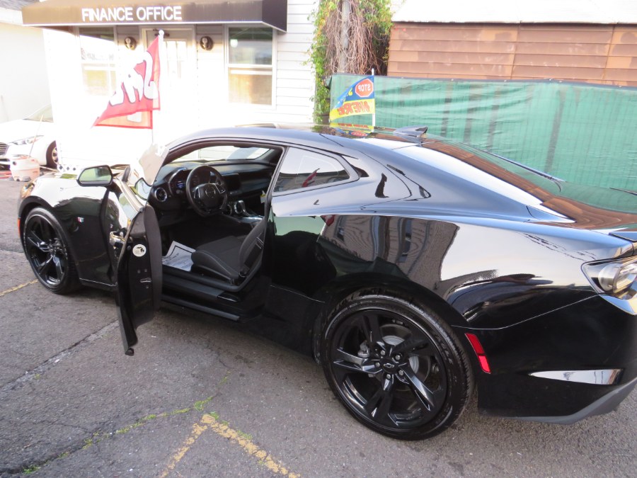 Used Chevrolet Camaro 2dr Cpe 1LT RS 2020 | Road Masters II INC. Middle Village, New York Used Chevrolet Camaro 2dr Cpe 1LT RS 2020 | Road Masters II INC. Middle Village, New York