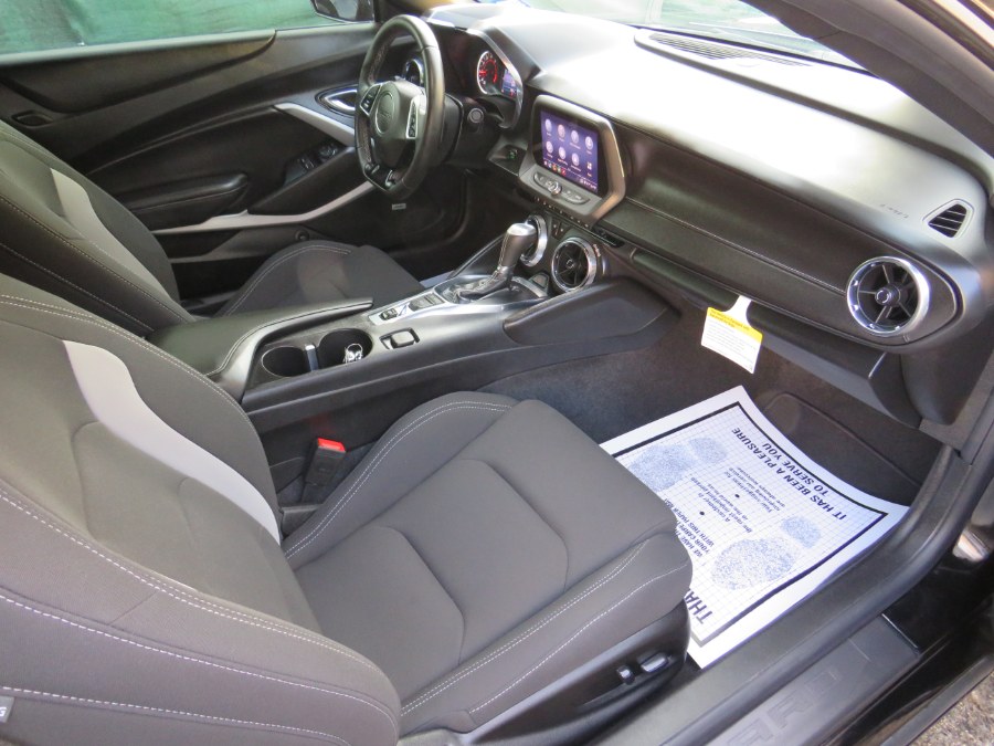 Used Chevrolet Camaro 2dr Cpe 1LT RS 2020 | Road Masters II INC. Middle Village, New York Used Chevrolet Camaro 2dr Cpe 1LT RS 2020 | Road Masters II INC. Middle Village, New York