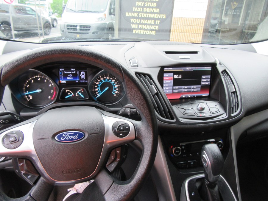 2013 Ford Escape 4WD 4dr SE, available for sale in Little Ferry, New Jersey | Royalty Auto Sales. Little Ferry, New Jersey 2013 Ford Escape 4WD 4dr SE, available for sale in Little Ferry, New Jersey | Royalty Auto Sales. Little Ferry, New Jersey