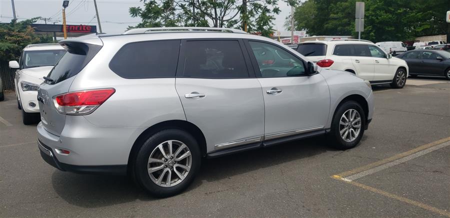 2013 Nissan Pathfinder 2WD 4dr SL, available for sale in Little Ferry, New Jersey | Victoria Preowned Autos Inc. Little Ferry, New Jersey 2013 Nissan Pathfinder 2WD 4dr SL, available for sale in Little Ferry, New Jersey | Victoria Preowned Autos Inc. Little Ferry, New Jersey
