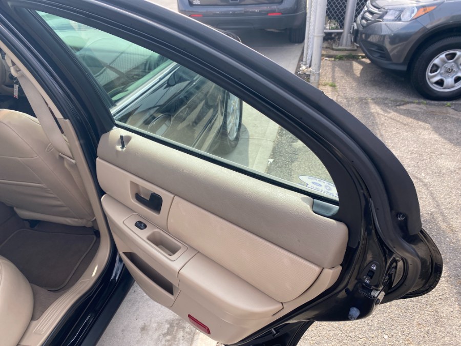 2005 Mercury Sable 4dr Sdn LS, available for sale in Middle Village, New York | Middle Village Motors . Middle Village, New York 2005 Mercury Sable 4dr Sdn LS, available for sale in Middle Village, New York | Middle Village Motors . Middle Village, New York