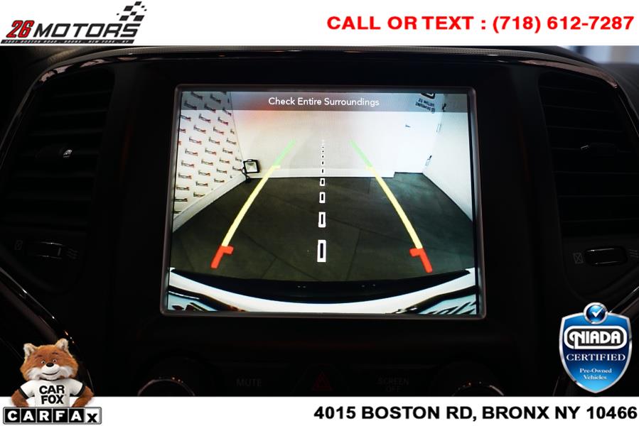 Used Jeep Grand Cherokee Trackhawk 4x4 2018 | 26 Motors Corp. Bronx, New York Used Jeep Grand Cherokee Trackhawk 4x4 2018 | 26 Motors Corp. Bronx, New York