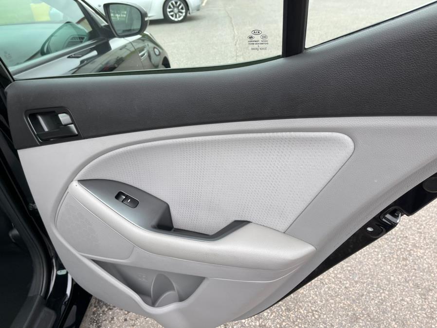 2013 Kia Optima 4dr Sdn LX, available for sale in South Windsor, Connecticut | Mike And Tony Auto Sales, Inc. South Windsor, Connecticut 2013 Kia Optima 4dr Sdn LX, available for sale in South Windsor, Connecticut | Mike And Tony Auto Sales, Inc. South Windsor, Connecticut