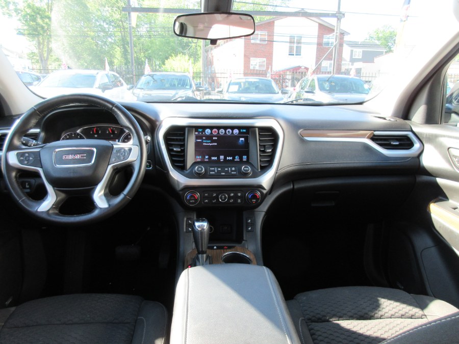 2017 GMC Acadia AWD 4dr SLE w/SLE-2, available for sale in Linden, New Jersey | Route 27 Auto Mall. Linden, New Jersey 2017 GMC Acadia AWD 4dr SLE w/SLE-2, available for sale in Linden, New Jersey | Route 27 Auto Mall. Linden, New Jersey