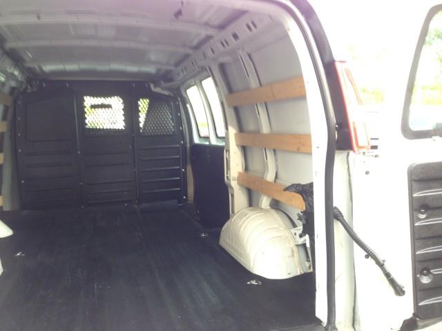 Used GMC Savana Cargo Van 2500 w/ rearCam 2018 | Car Revolution. Maple Shade, New Jersey Used GMC Savana Cargo Van 2500 w/ rearCam 2018 | Car Revolution. Maple Shade, New Jersey